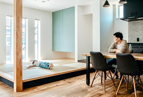 業界最高峰の性能で驚きの快適性を実現。家族全員が健康・快適に暮らせるお家です。