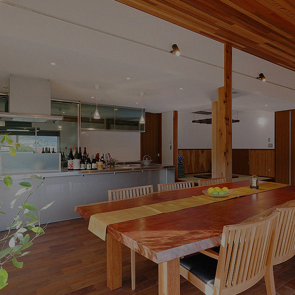 1棟丸ごと漆喰・無垢材標準仕様こだわりの自然素材